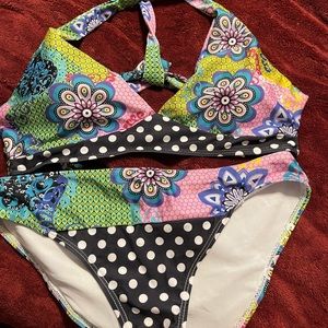 Bikini with colorful flowers